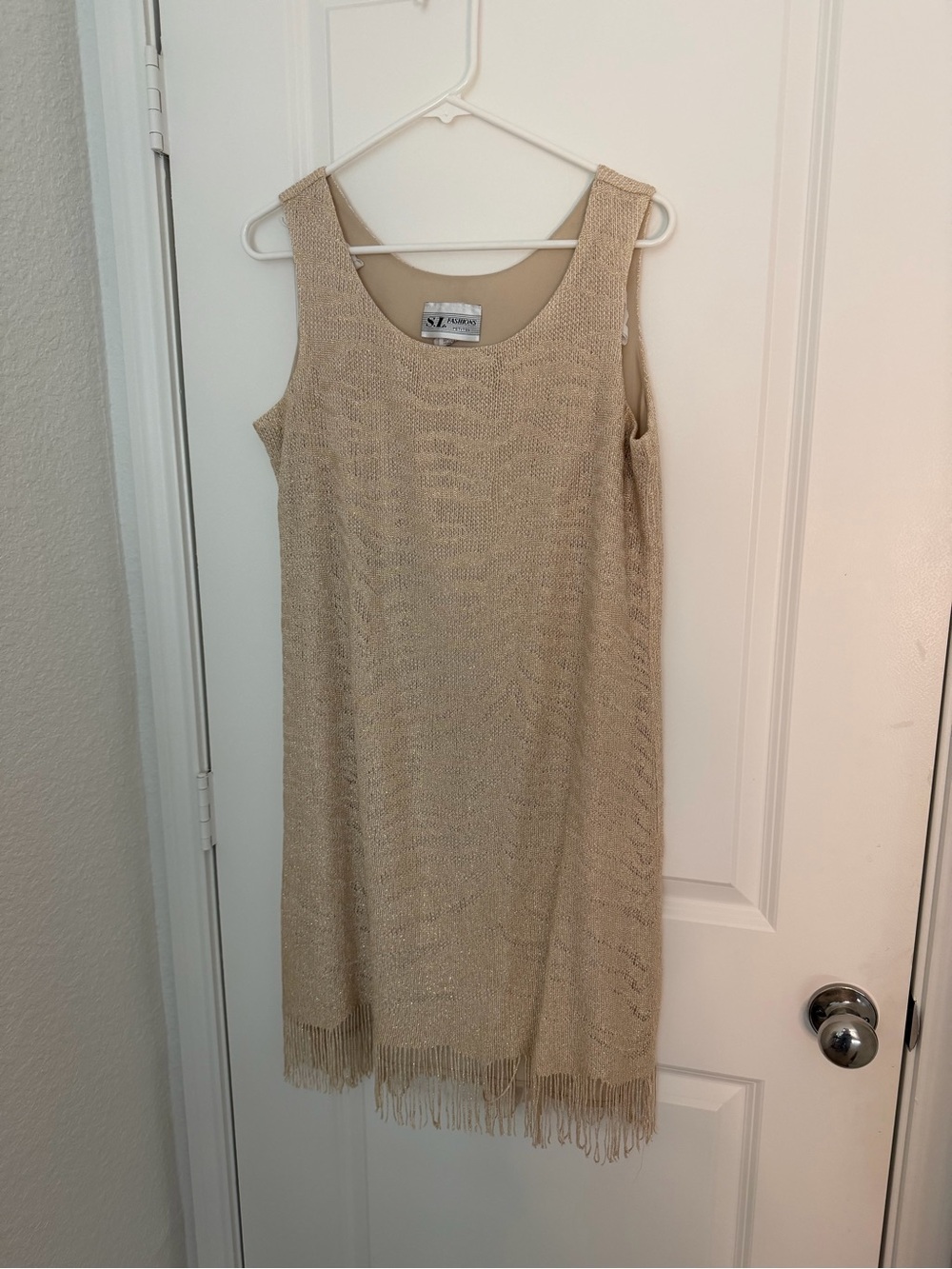 Vintage Sleeveless Fringe Knit Dress in Beige